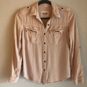 ⭐️ Mossimo Button Up